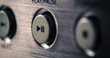 韩漫高清播放器界面，显示1080P画质切换按钮与多线路选择面板
